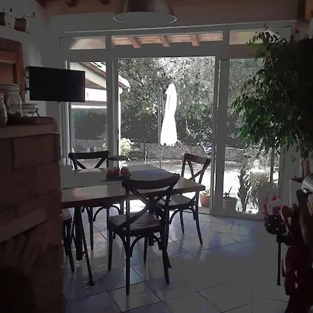 La De Garlone Bed and breakfast *